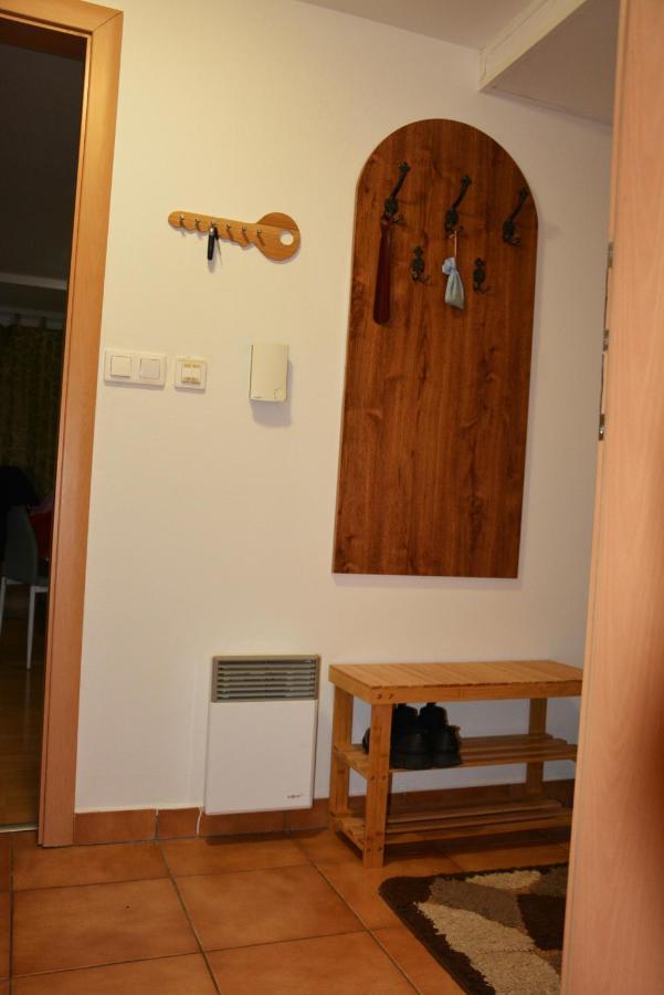 Apartman De Luxe Доновали Екстериор снимка