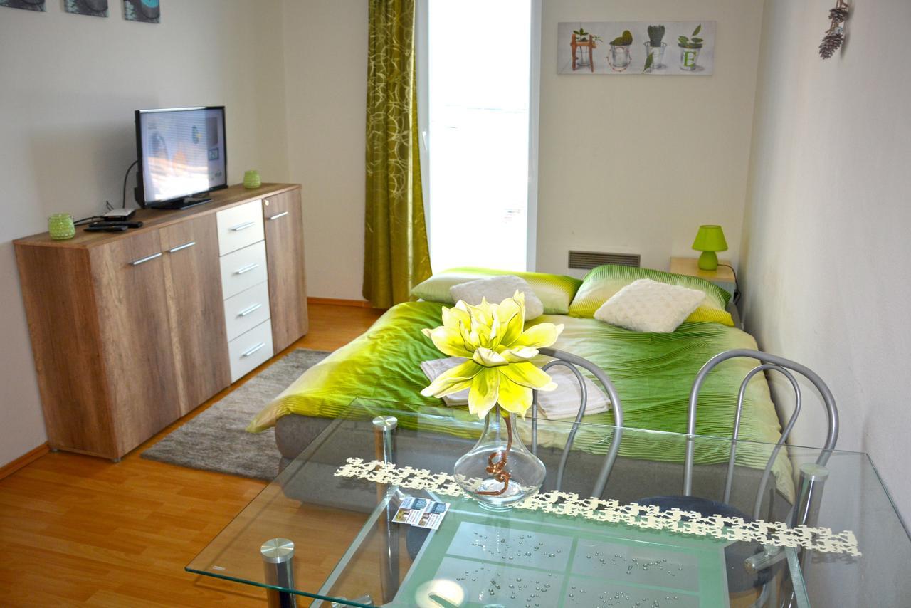 Apartman De Luxe Доновали Екстериор снимка