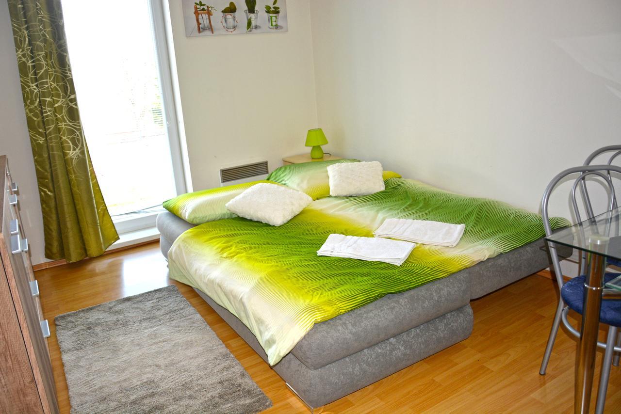 Apartman De Luxe Доновали Екстериор снимка